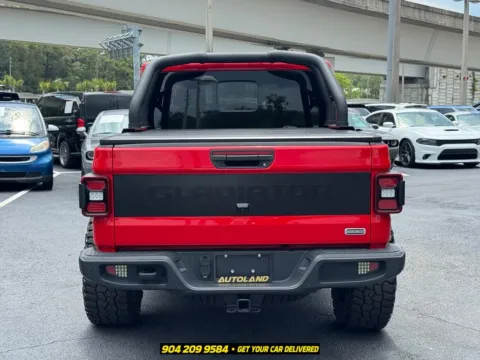 More photos of 2022 Jeep Gladiator Overland at AUTOLAND, FL