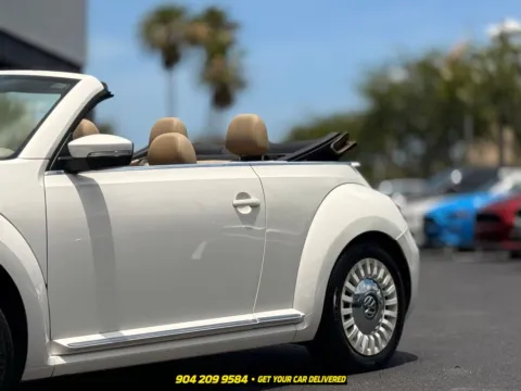 More photos of 2014 Volkswagen Beetle 2.5L at AUTOLAND, FL