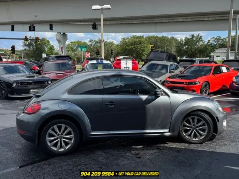 More photos of 2017 Volkswagen Beetle 1.8T Classic at AUTOLAND, FL