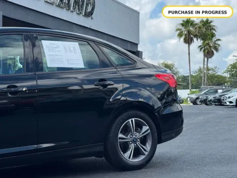 More photos of 2018 Ford Focus SE at AUTOLAND, FL