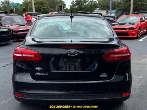 More photos of 2018 Ford Focus SE at AUTOLAND, FL