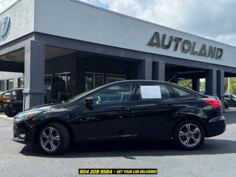 More photos of 2018 Ford Focus SE at AUTOLAND, FL