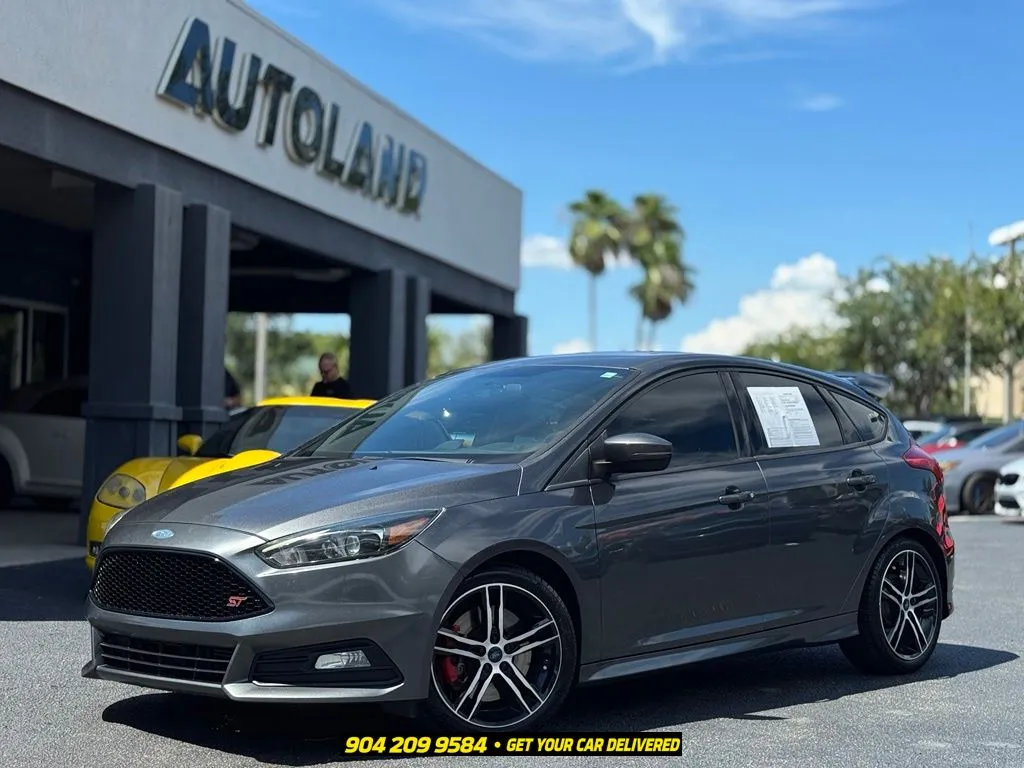 Gray 2018 Ford Focus ST for sale in Jacksonville, FL