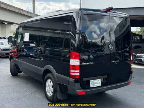 More photos of 2010 Mercedes-Benz Sprinter 2500 Passenger 144 WB at AUTOLAND, FL