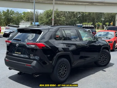 More photos of 2019 Toyota RAV4 XLE at AUTOLAND, FL