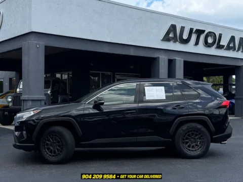 More photos of 2019 Toyota RAV4 XLE at AUTOLAND, FL