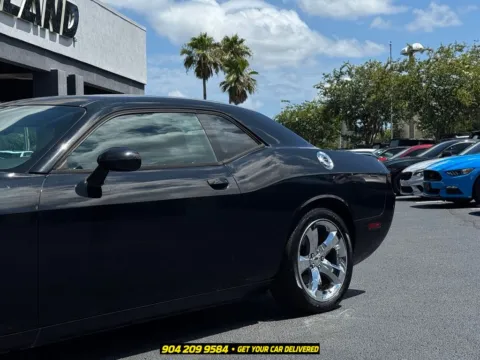 More photos of 2014 Dodge Challenger R/T at AUTOLAND, FL