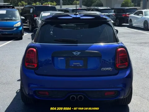 More photos of 2019 MINI Cooper S Signature at AUTOLAND, FL