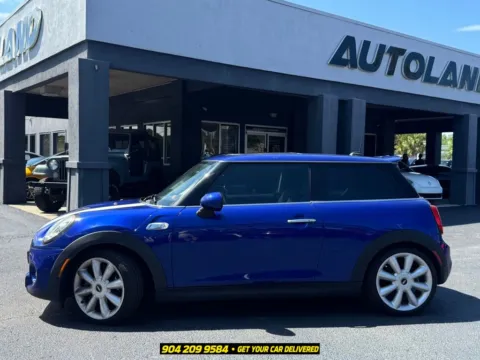 Another view of 2019 MINI Cooper S Classic for sale in Jacksonville, FL at AUTOLAND