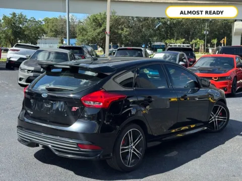 More photos of 2017 Ford Focus ST at AUTOLAND, FL