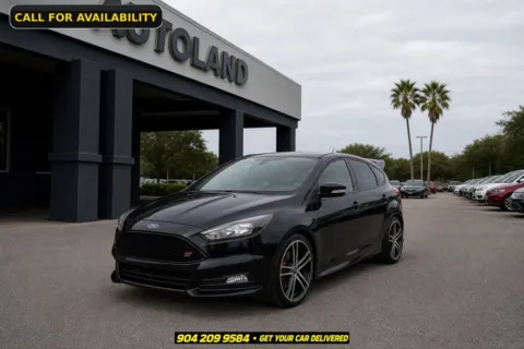 Black 2017 Ford Focus ST for sale in Jacksonville, FL