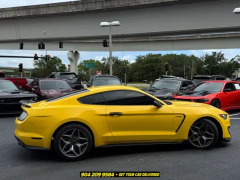 More photos of 2017 Ford Mustang Shelby GT350 at AUTOLAND, FL