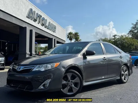 Gray 2012 Toyota Camry SE for sale in Jacksonville, FL