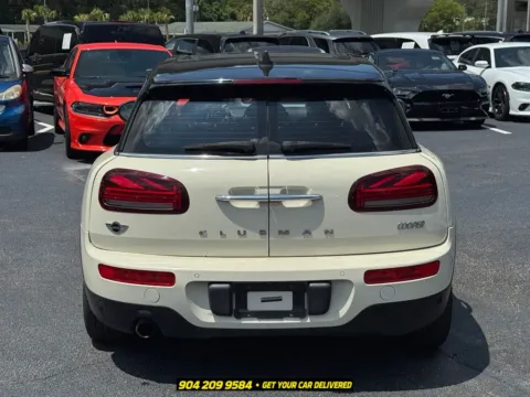 More photos of 2016 MINI Cooper Clubman at AUTOLAND, FL