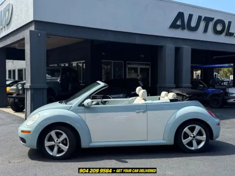 More photos of 2010 Volkswagen Beetle 2.5L at AUTOLAND, FL