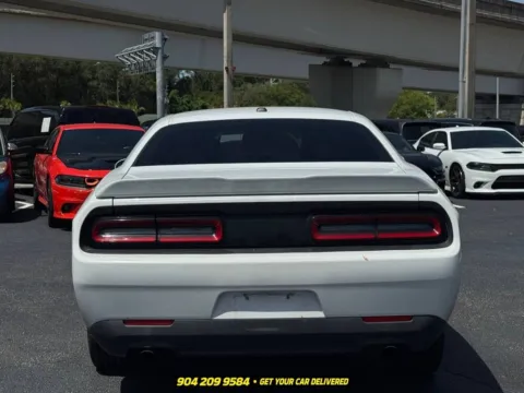 More photos of 2015 Dodge Challenger SXT at AUTOLAND, FL