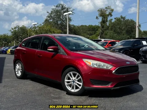 Red 2015 Ford Focus SE for sale in Jacksonville, FL