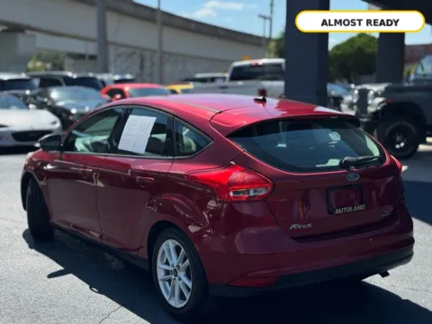 More photos of 2015 Ford Focus SE at AUTOLAND, FL