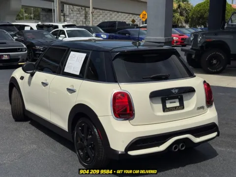 More photos of 2023 MINI Cooper S Signature at AUTOLAND, FL