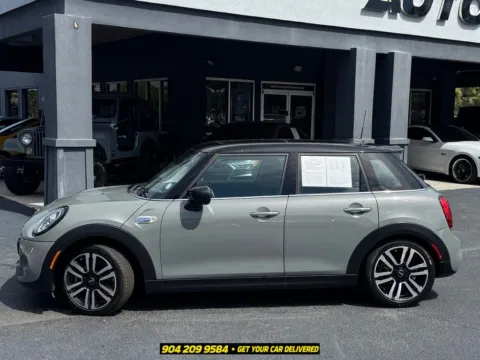 More photos of 2021 MINI Cooper S Signature at AUTOLAND, FL
