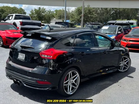 More photos of 2018 Ford Focus ST at AUTOLAND, FL