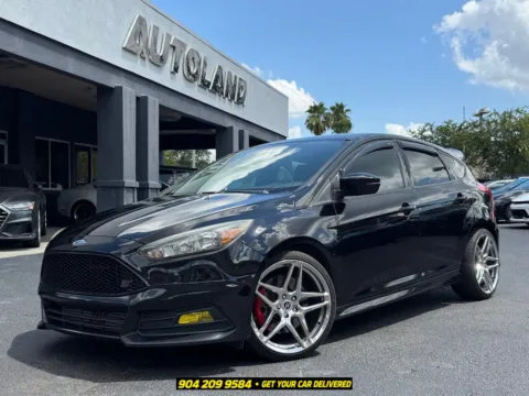 Black 2018 Ford Focus ST for sale in Jacksonville, FL