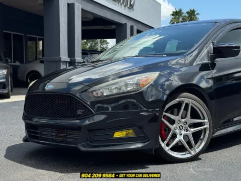 Photos of 2018 Ford Focus ST for sale in Jacksonville, FL at AUTOLAND