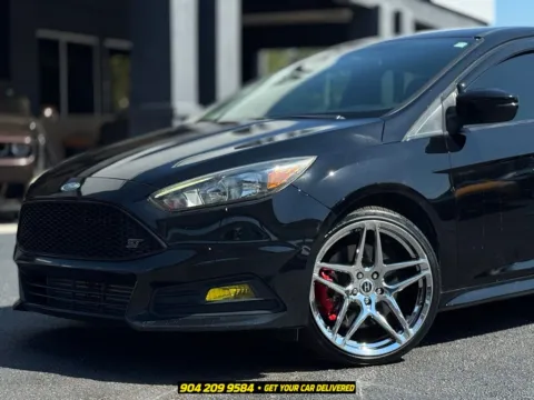 Photos of 2018 Ford Focus ST for sale in Jacksonville, FL at AUTOLAND