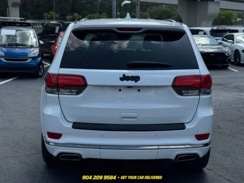 More photos of 2015 Jeep Grand Cherokee Overland at AUTOLAND, FL