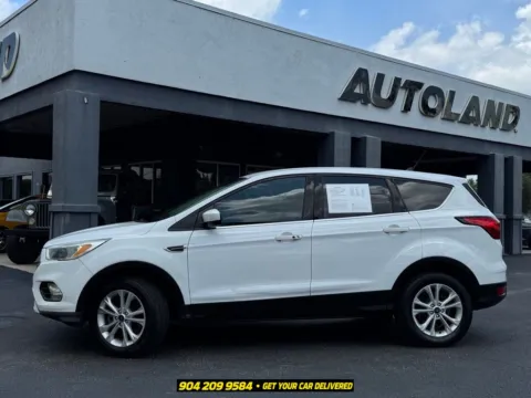More photos of 2019 Ford Escape SE at AUTOLAND, FL