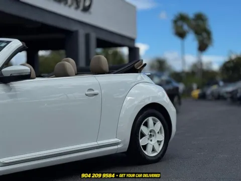 More photos of 2014 Volkswagen Beetle 1.8T at AUTOLAND, FL