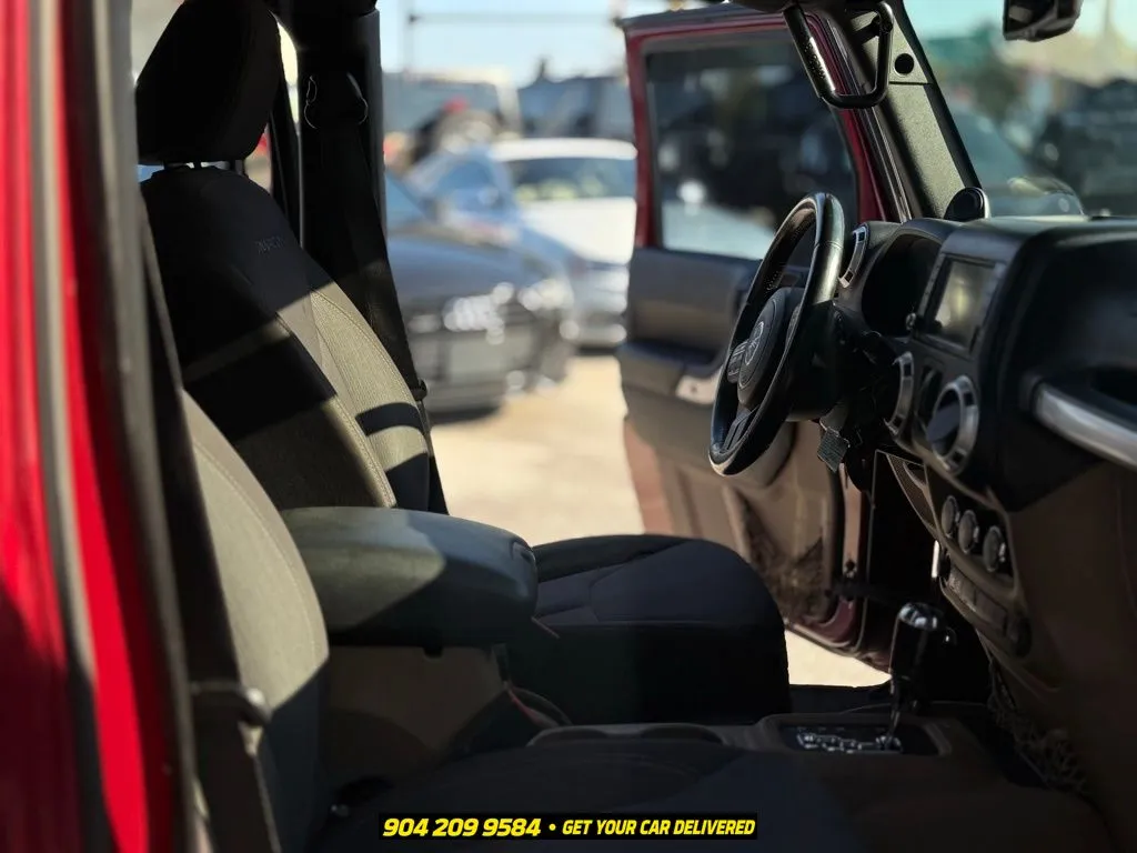 2013 Jeep Wrangler Unlimited Rubicon - Photo 15