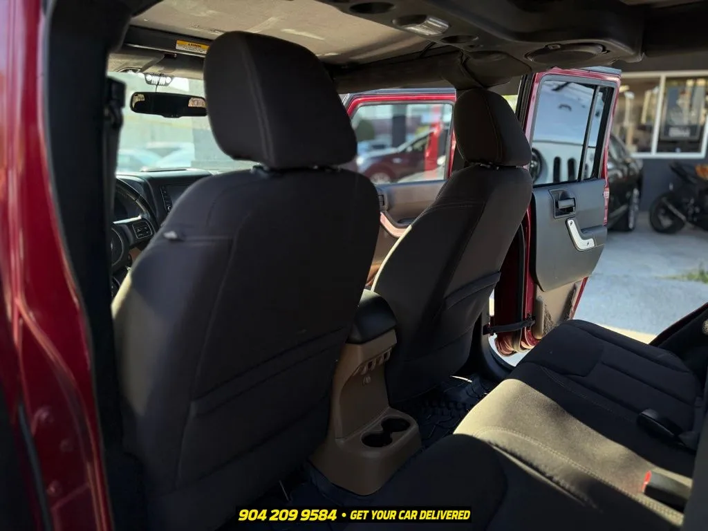 2013 Jeep Wrangler Unlimited Rubicon - Photo 24