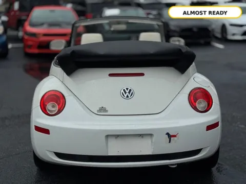 More photos of 2007 Volkswagen Beetle Triple White at AUTOLAND, FL