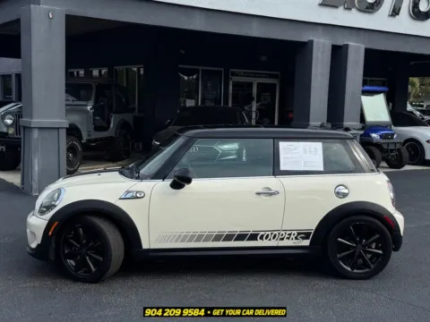 More photos of 2013 MINI Cooper S at AUTOLAND, FL