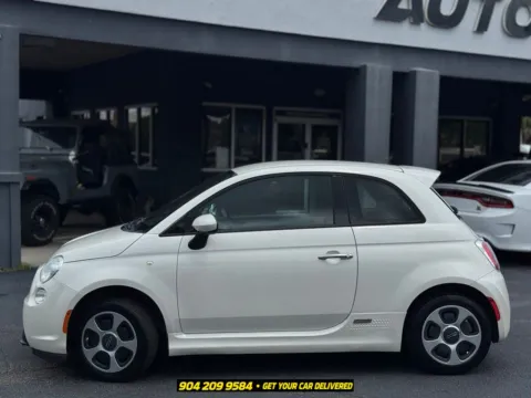 More photos of 2016 Fiat 500e Battery Electric at AUTOLAND, FL