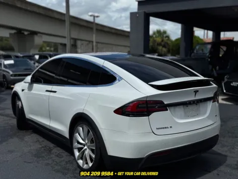 More photos of 2017 Tesla Model X 75D at AUTOLAND, FL