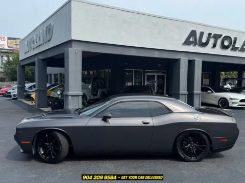 More photos of 2018 Dodge Challenger SXT at AUTOLAND, FL
