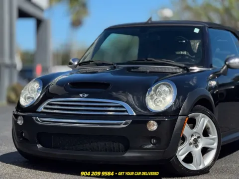 More photos of 2005 MINI Cooper S at AUTOLAND, FL