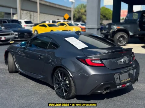 More photos of 2023 Toyota GR86 Premium at AUTOLAND, FL