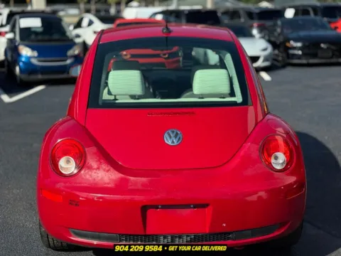 More photos of 2010 Volkswagen Beetle 2.5L at AUTOLAND, FL