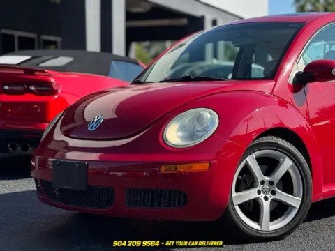 Photos of 2010 Volkswagen Beetle 2.5L for sale in Jacksonville, FL at AUTOLAND