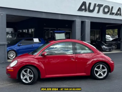 More photos of 2010 Volkswagen Beetle 2.5L at AUTOLAND, FL