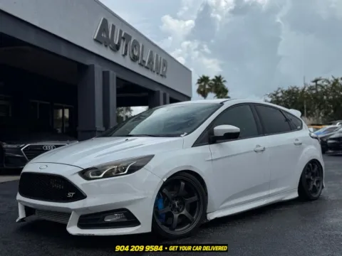 White 2018 Ford Focus ST for sale in Jacksonville, FL