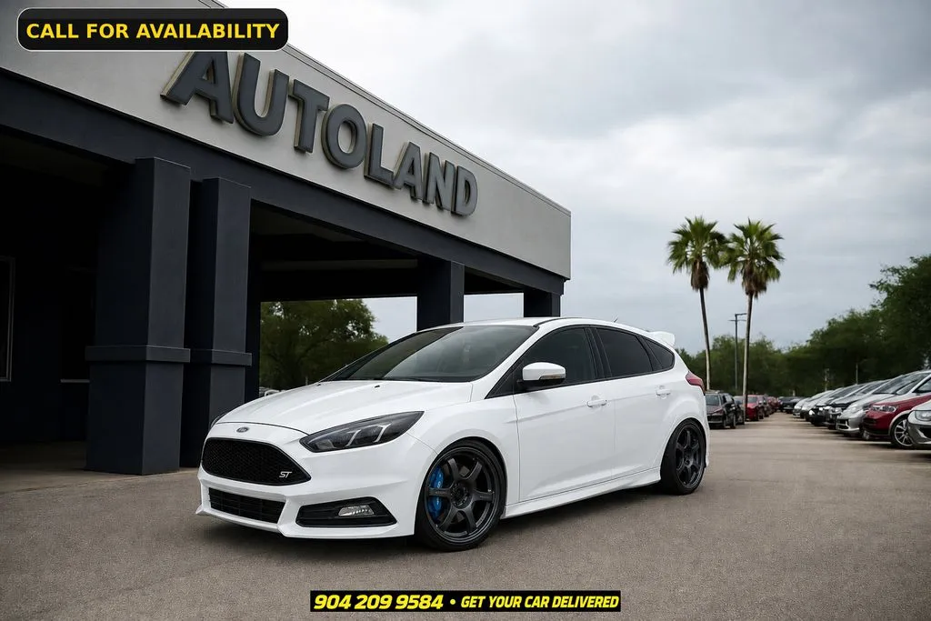 White 2018 Ford Focus ST for sale in Jacksonville, FL