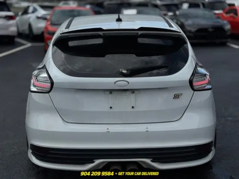 More photos of 2018 Ford Focus ST at AUTOLAND, FL
