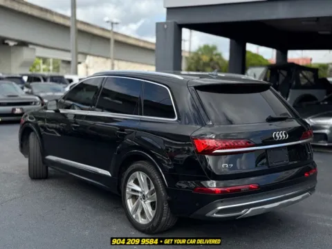 More photos of 2022 Audi Q7 55 Premium Plus at AUTOLAND, FL