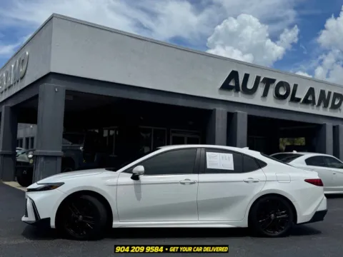 More photos of 2025 Toyota Camry SE at AUTOLAND, FL