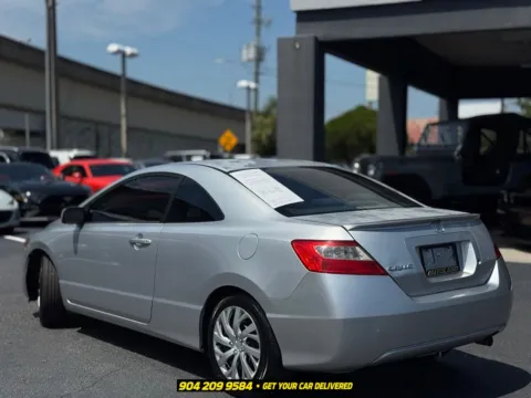 More photos of 2010 Honda Civic LX at AUTOLAND, FL