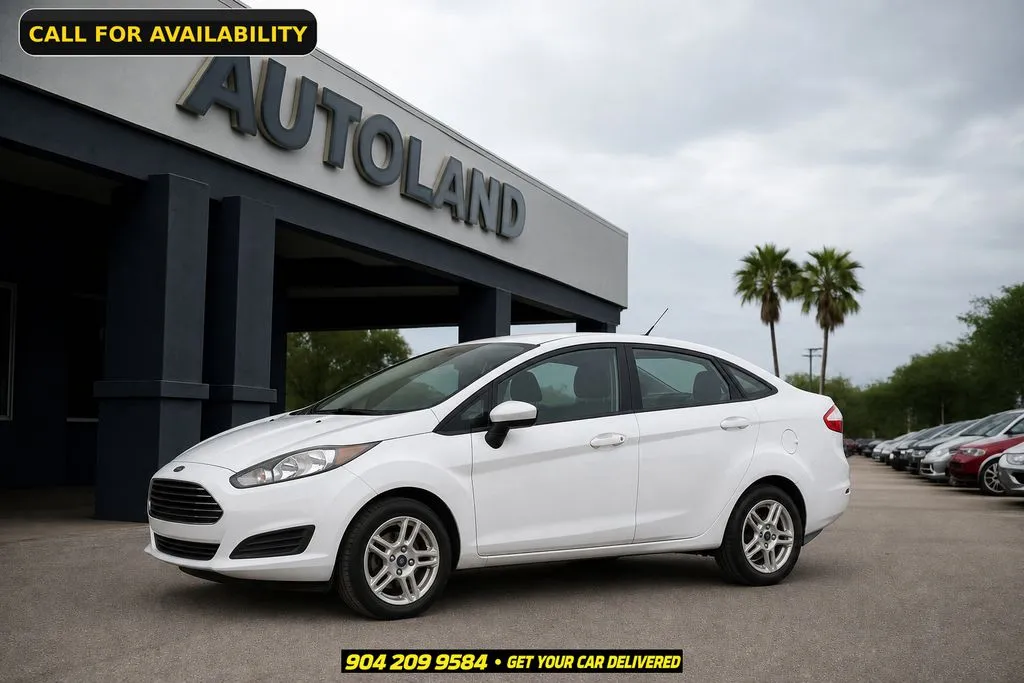 White 2017 Ford Fiesta SE for sale in Jacksonville, FL